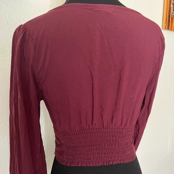Burgundy crop top - Picture 2 of 3